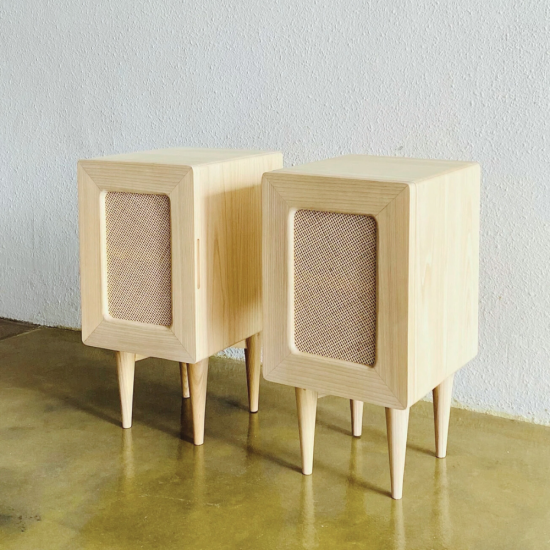 Lana Bedside Nakas Kamar Tidur Retro