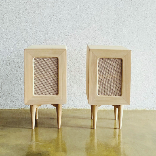 Lana Bedside Nakas Kamar Tidur Retro