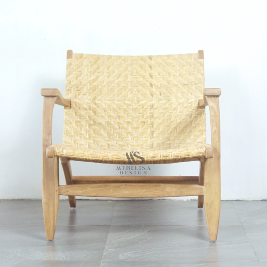 Lounge Chair Kursi Santai Anyaman Rotan Minimalis Kayu Jati