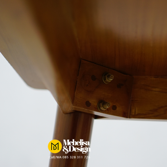 Kursi Meja Makan Cafe 4 Kursi Retro