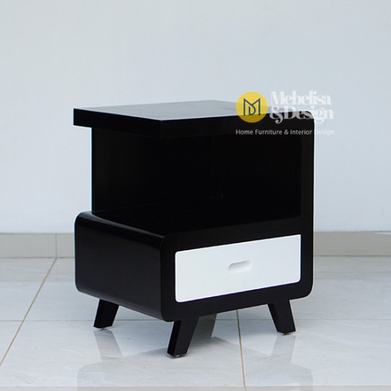 Meja Nakas Bedside Minimalis Jati Jovian