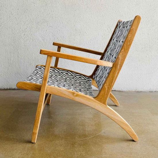 Amara Lounge Chair Kursi Santai Kayu Jati Kombinasi Anyaman