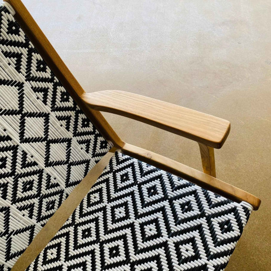 Amara Lounge Chair Kursi Santai Kayu Jati Kombinasi Anyaman