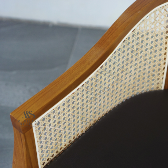 Armchair Kursi Santai Klasik Kayu Jati Kombiasi Rotan