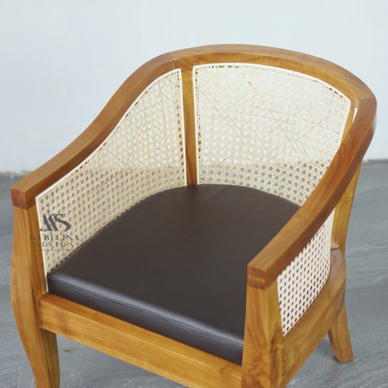 Armchair Kursi Santai Klasik Kayu Jati Kombiasi Rotan