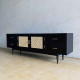 Ayanda TV Console Bufet TV Retro 2 Pintu Anyaman