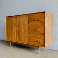 Baariz Sideboard Bufet Retro Minimalis Kayu Jati Solid