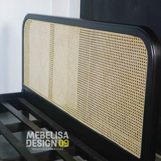 Dipan Tempat Tidur Minimalis Kombinasi Anyaman Rotan