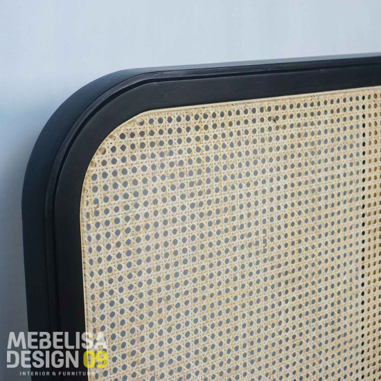 Dipan Tempat Tidur Minimalis Kombinasi Anyaman Rotan