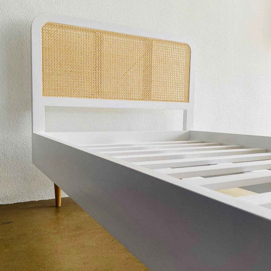 Farhat Bed Tempat Tidur Ranjang Dipan Rotan Antik Minimalis