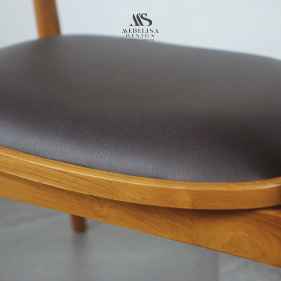 Hiro Kursi Makan Cafe Retro Kayu Jati Dudukan Jok