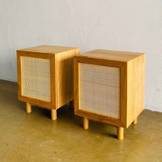 Kamil Bedside Nakas Kamar Tidur Kayu Jati Rotan