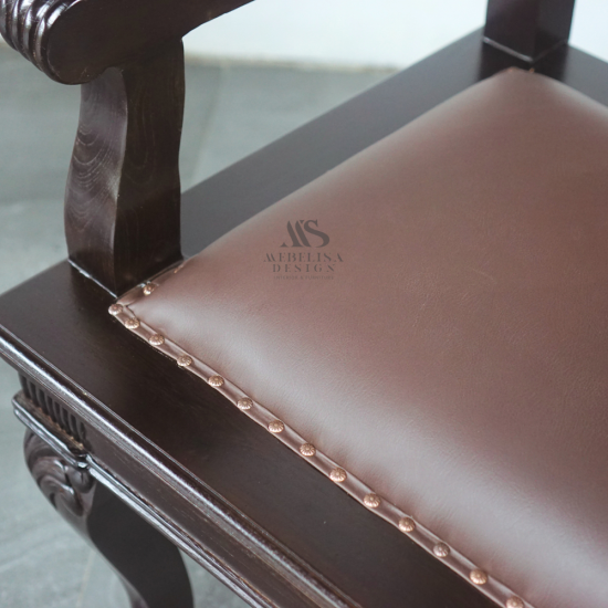 Kursi Hakim Pengadilan Klasik Kayu Jati Ukiran Jepara