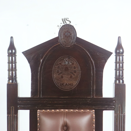 Kursi Hakim Pengadilan Klasik Kayu Jati Ukiran Jepara