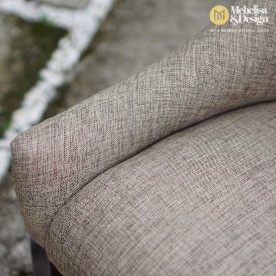 Kursi Makan Gaya Eropa Kain Jok Lembut Kayu Jati