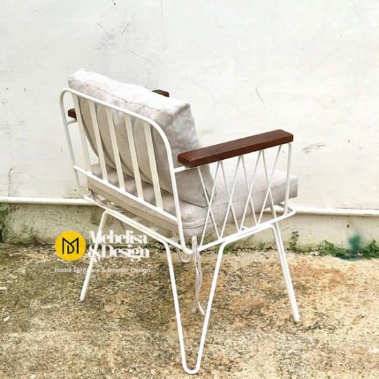 Kursi Teras Siomi Rangka Besi Industrial