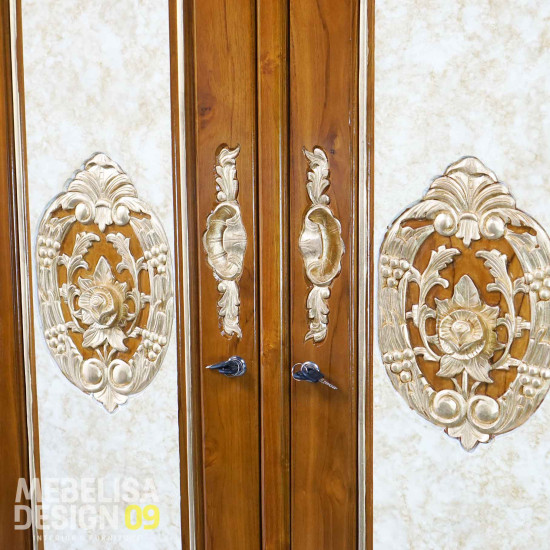 Lemari Pakaian 3 Pintu Model Peluru Ukiran Kayu Jati