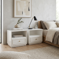 Meja Bedside Cat Duco Putih Oyina