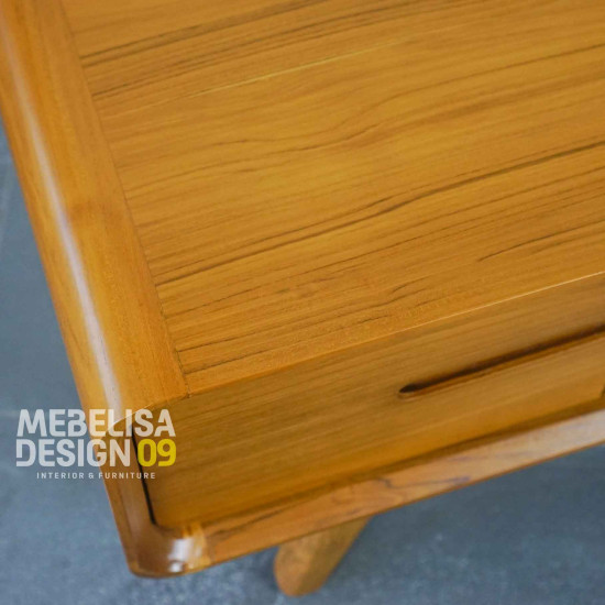 Meja TV Retro Minimalis Kayu Jati 2 Pintu 2 Laci Meja TV Retro Minimalis Kayu Jati 2 Pintu 2 Laci