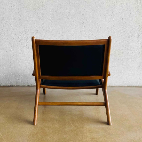 Mira Lounge Chair Kursi Santai Minimalis Kayu Jati Mira Lounge Chair Kursi Santai Minimalis Kayu Jati