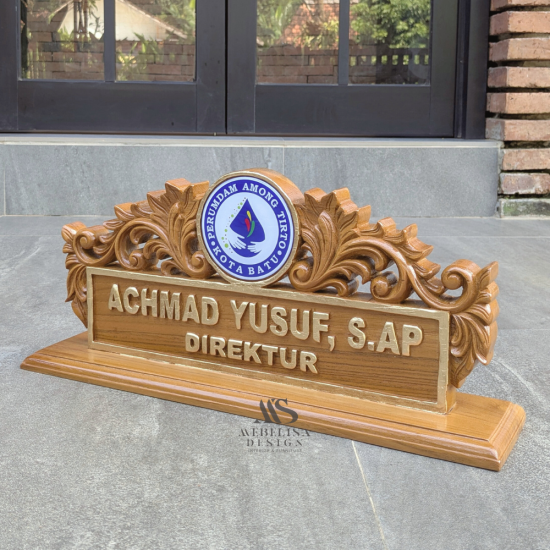 Papan Nama Meja Direktur Kayu Jati Ukiran