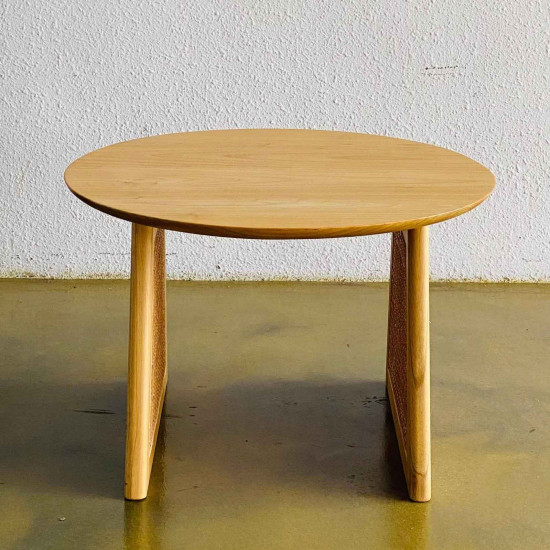 Petra Coffee Table Meja Kopi Bundar Kombinasi Rotan Petra Coffee Table Meja Kopi Bundar Kombinasi Rotan