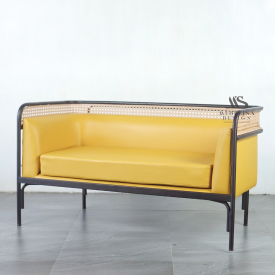 Sofa Bangku Santai Rangka Besi Kombinasi Anyaman Rotan