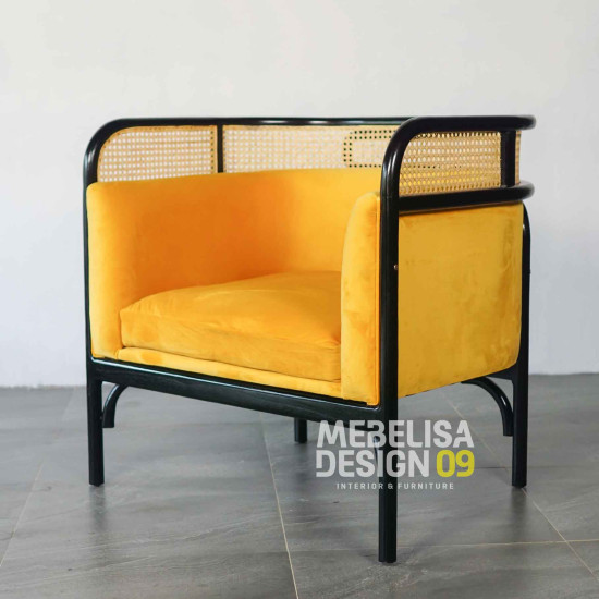 Sofa Santai Single Kombinasi Anyaman Rotan Kayu Jati