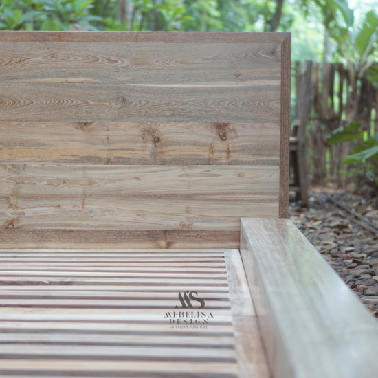 Recycled Teak Wood Bed Frame With a Vintage Charm