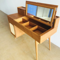 Vanity Dressing Table Meja Rias Retro Modern Kayu Jati Solid