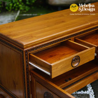 Bufet Meja TV Ukiran China Kayu Jati 3 Pintu 3 Laci
