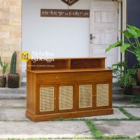 Bufet Pajangan Ruang Tamu Serbaguna Pintu Rotan