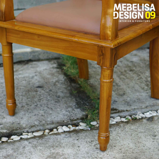 Kursi Jaksa Pengadilan Kayu Jati Rotan Antik Ukiran Jepara