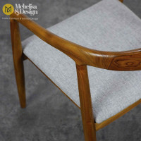 Kursi Makan Cafe Retro Dudukan Kain Jok Modern