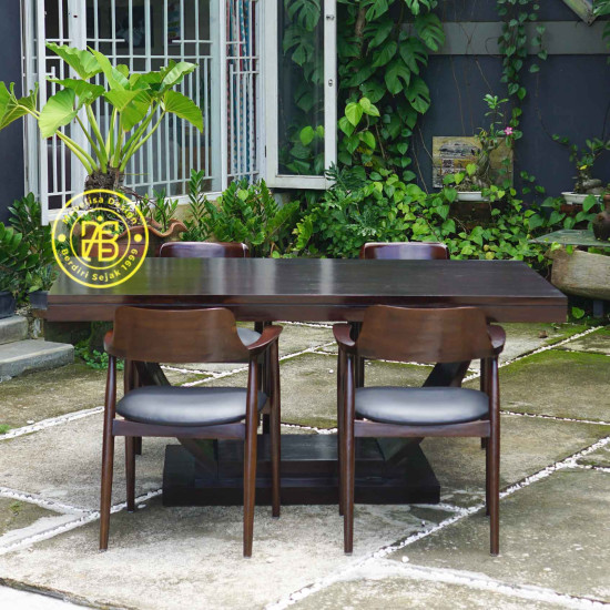 Meja Makan Minimalis Model Perahu Set 4 Kursi Retro