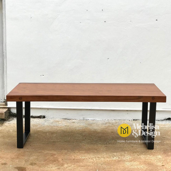 Meja Makan Modern Top Trembesi Kaki Besi